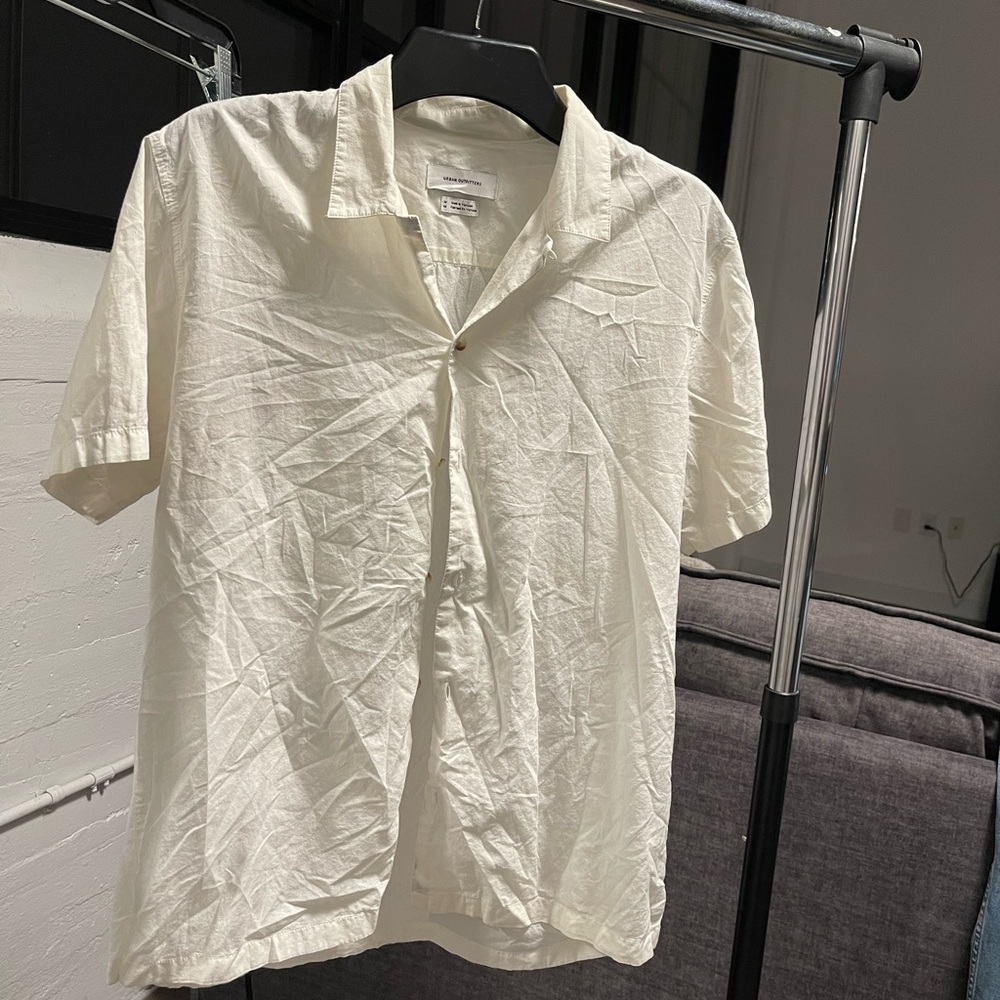 THIN BUTTON DOWN SHIRT